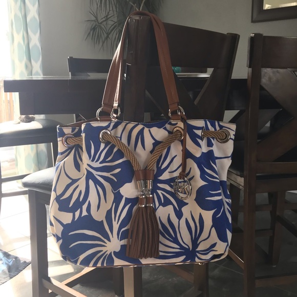 ✨Michael Kors Tropical Tote✨ - Picture 1 of 5